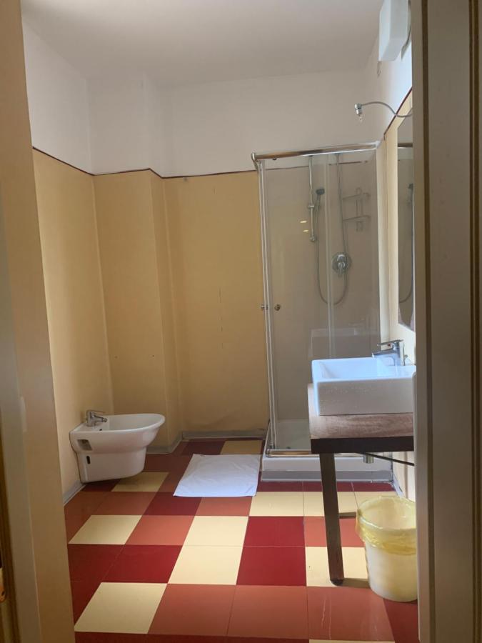 Leon Doro Hotel Parma Kültér fotó